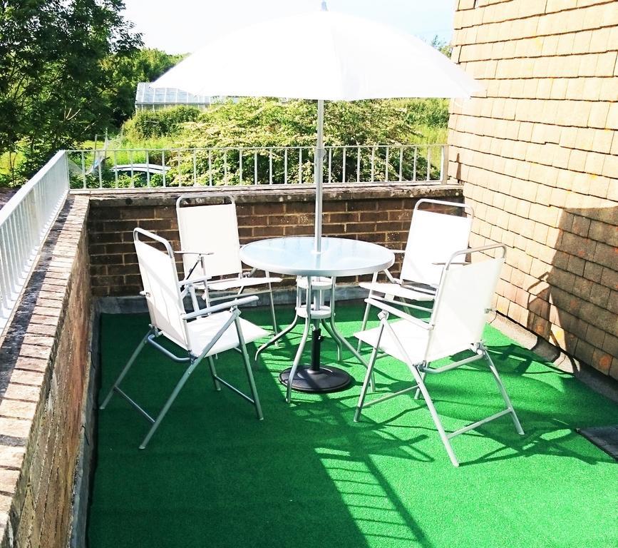 ניופורט Bank Cottage B&B חדר תמונה