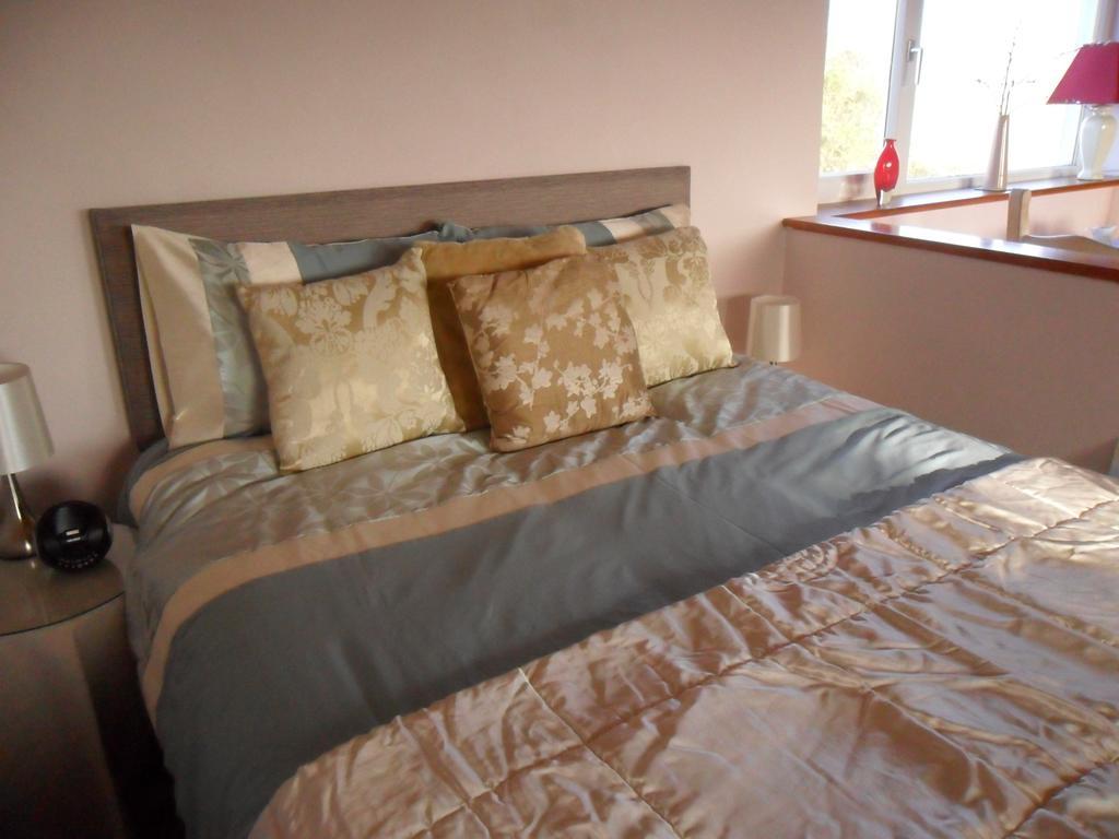 ניופורט Bank Cottage B&B חדר תמונה